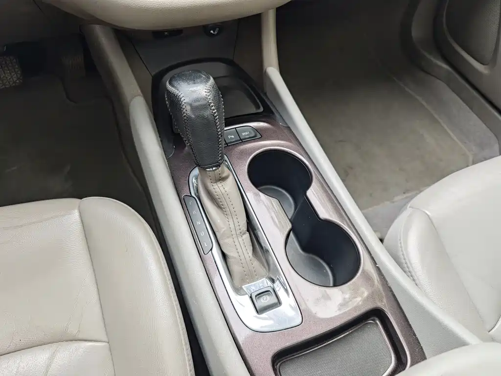 Chevrolet Malibu XL 2018 — фото 14