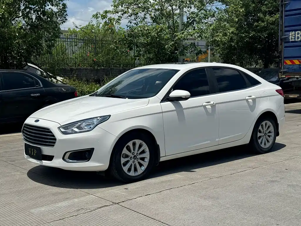 Ford Escort 2017