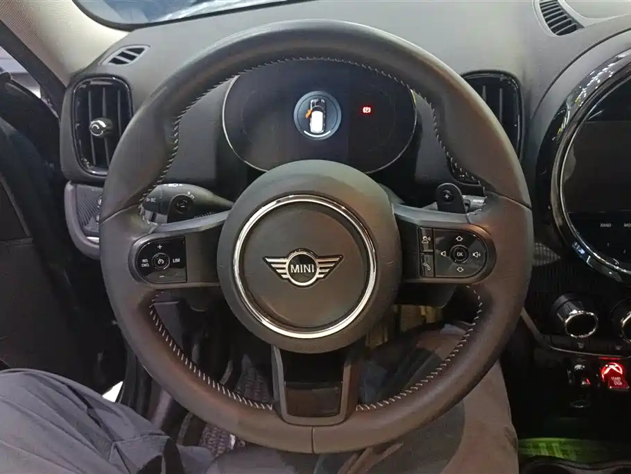 MINI Countryman 2021 — фото 15