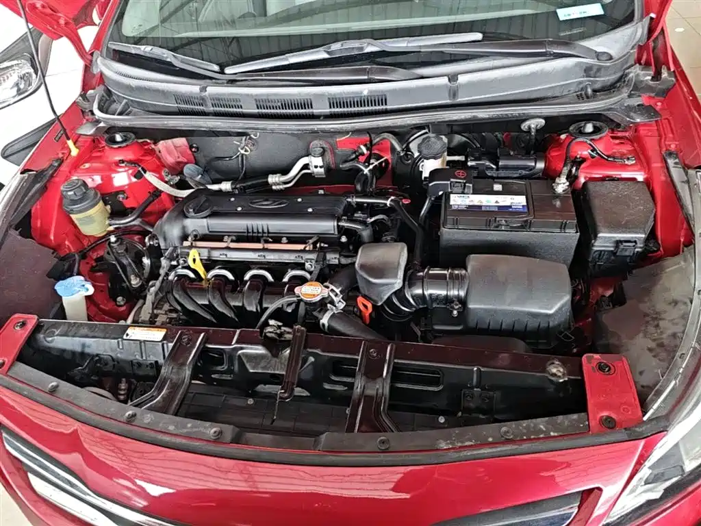 Hyundai Verna 2015 — фото 20