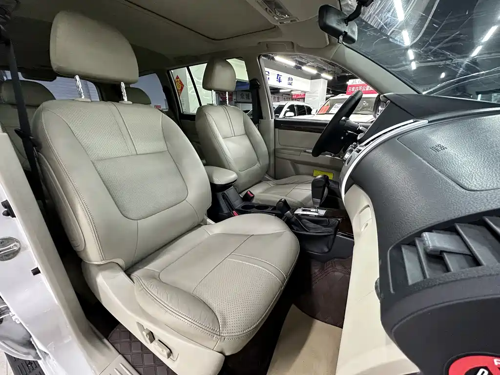 Mitsubishi Pajero Sport 2014 — фото 11