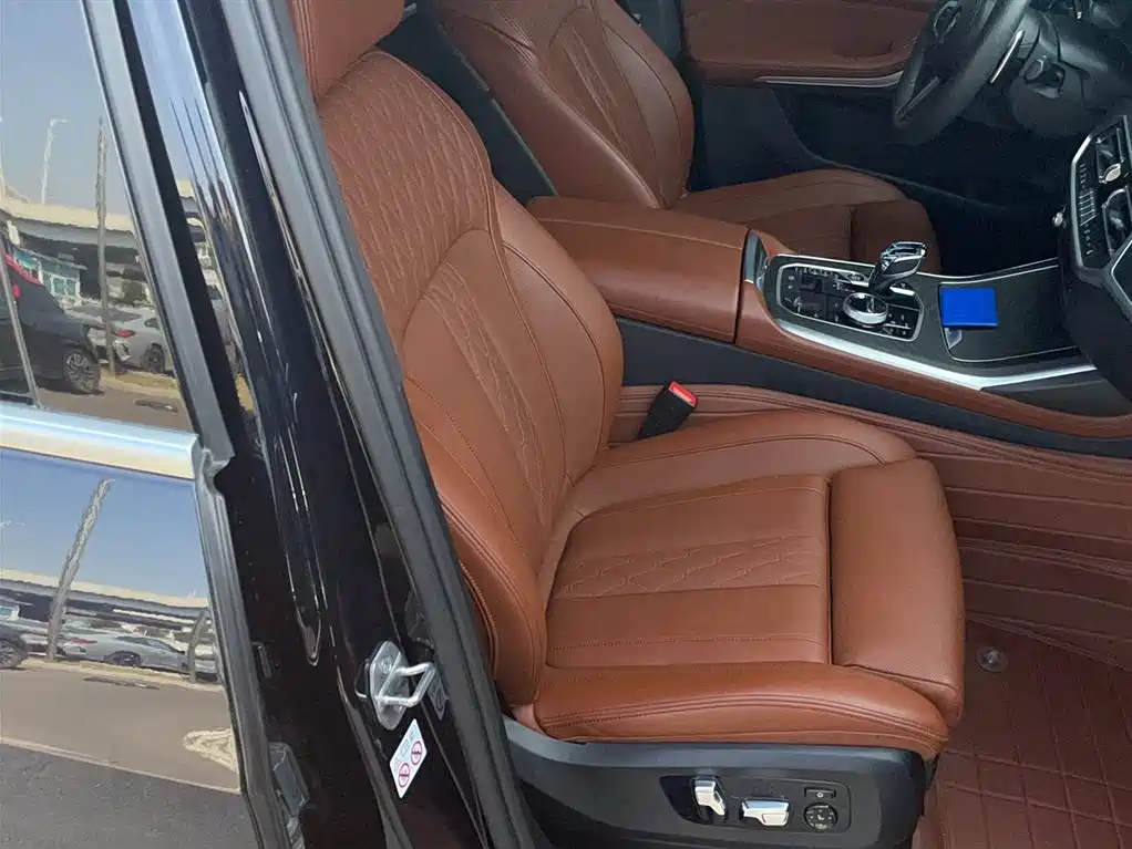 BMW X7 2022 — фото 11