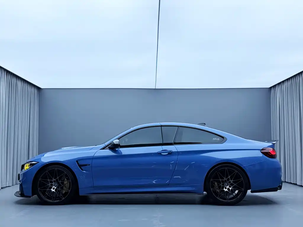 BMW M4 2018 — фото 5