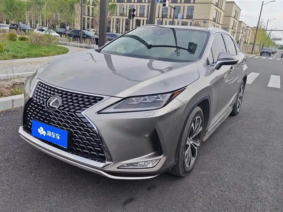 Lexus RX 2021 — фото 1
