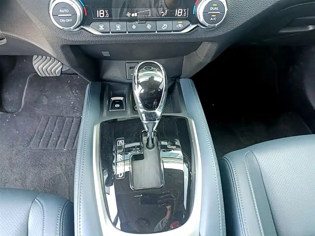 Nissan X-Trail 2025 — фото 14