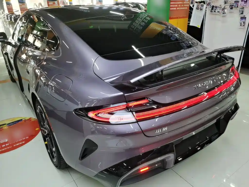 Xiaomi SU7 2025