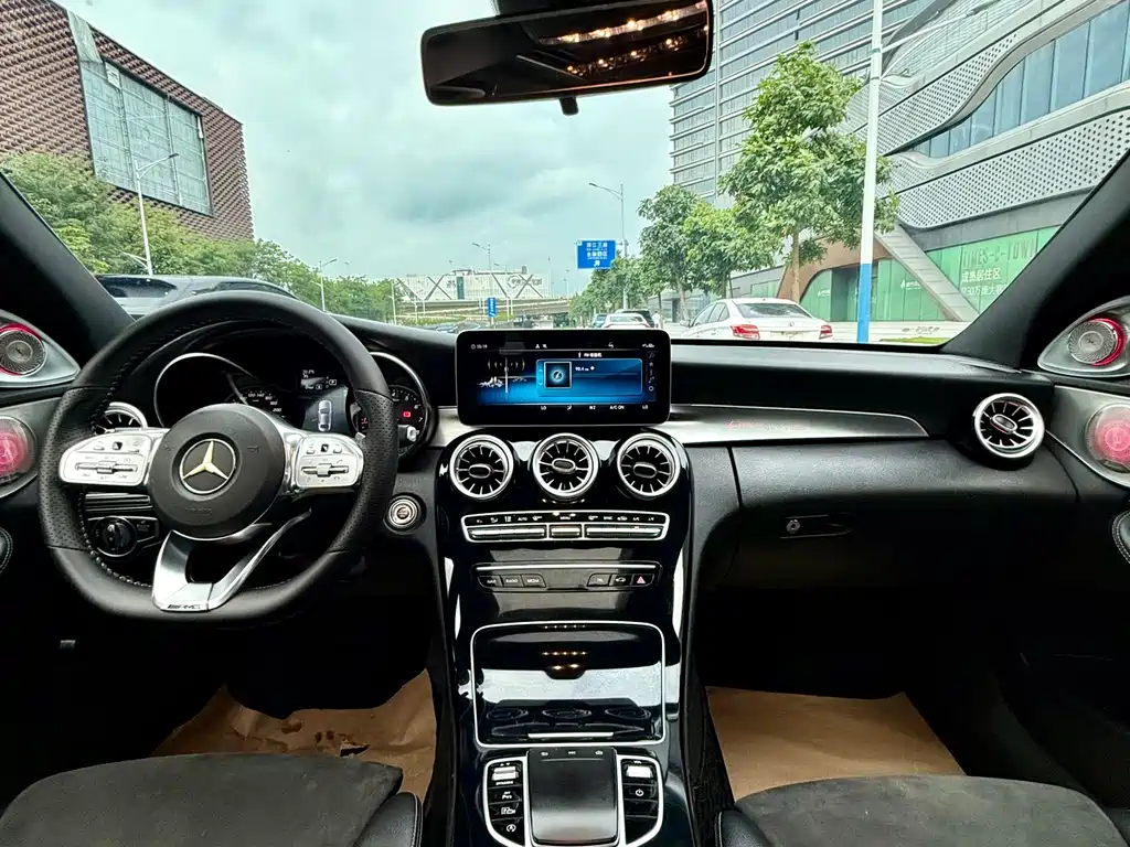 Mercedes-Benz C-Class 2019 — фото 13