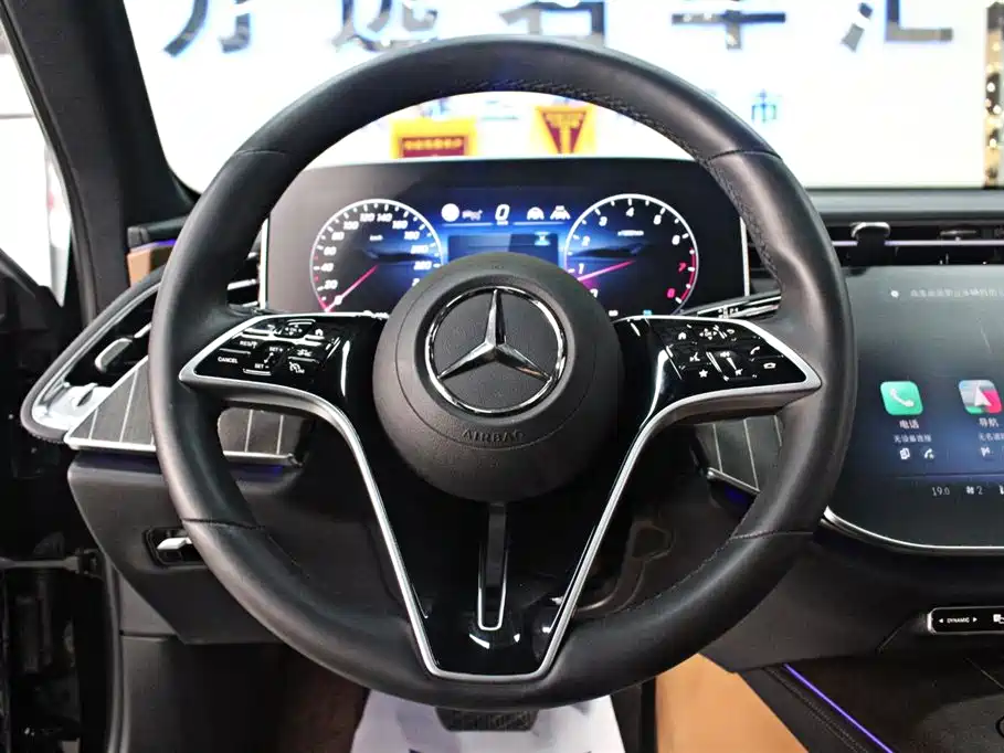 Mercedes-Benz E-Class 2024