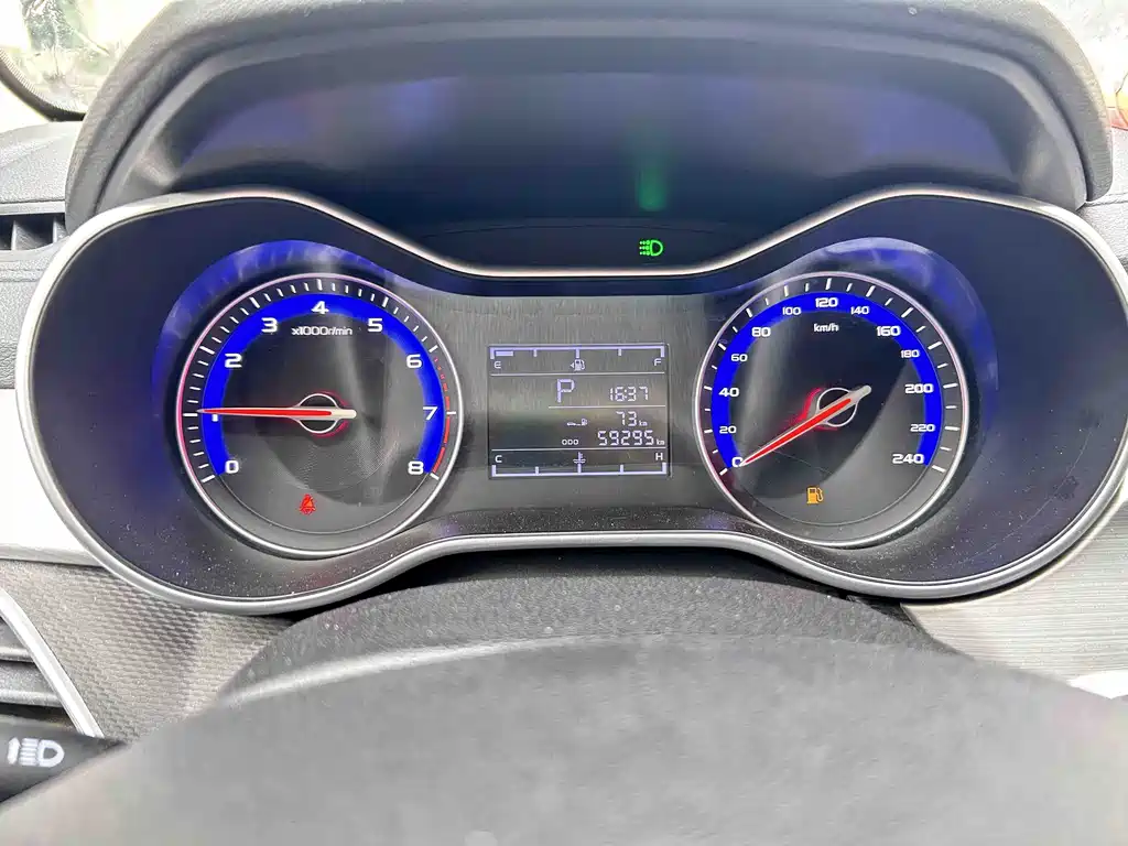 Geely Vision 2018 — фото 15