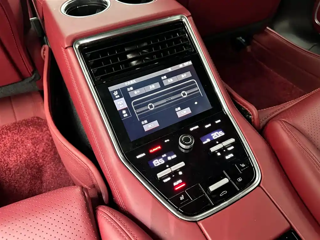 Porsche Panamera 2022 — фото 16