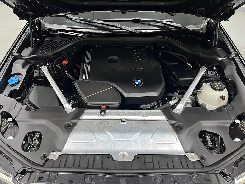 BMW X4 2023 — фото 11