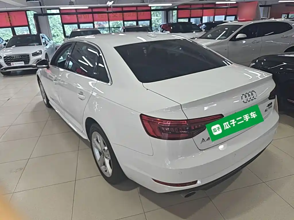 Audi A4L 2017