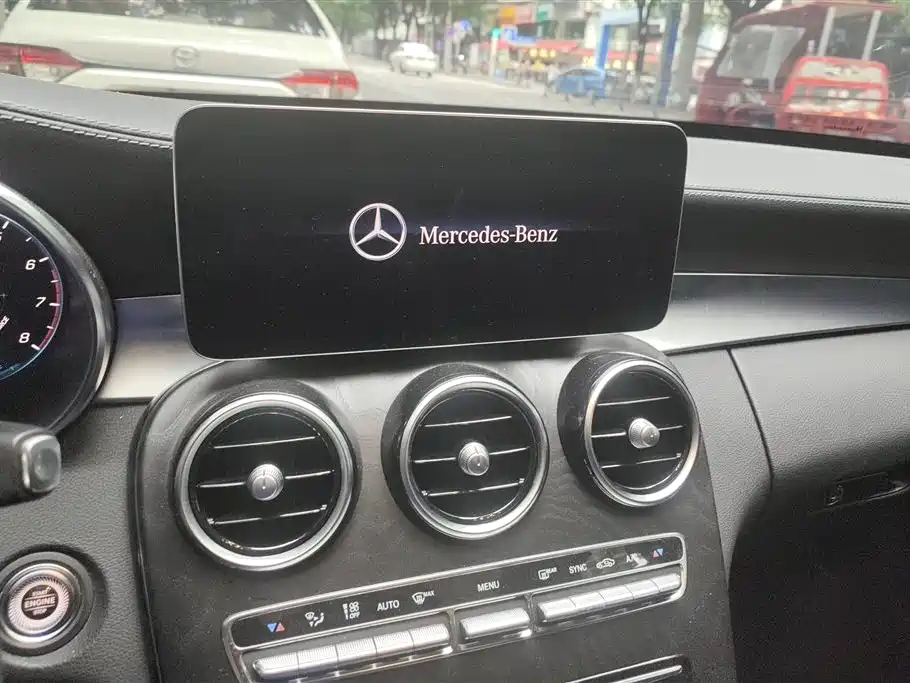 Mercedes-Benz C-Class 2020 — фото 13