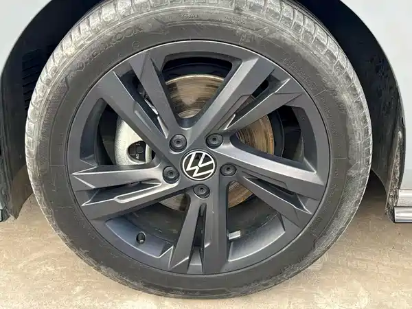 Volkswagen Golf 2022