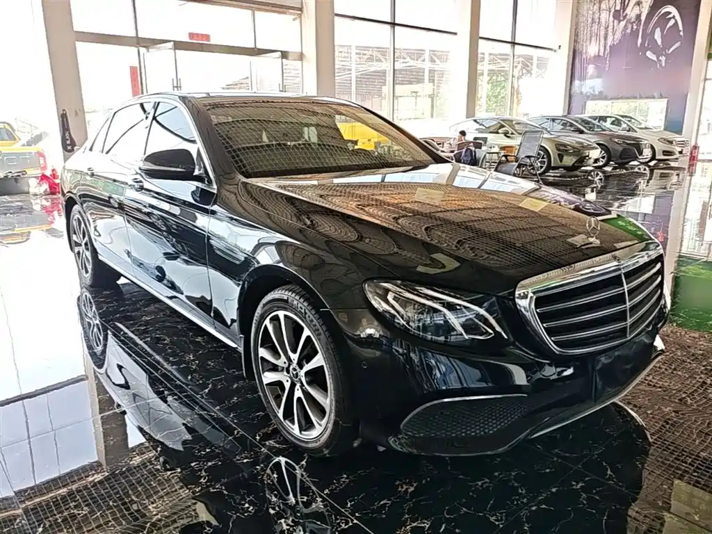 Mercedes-Benz E-Class 2018 — фото 4