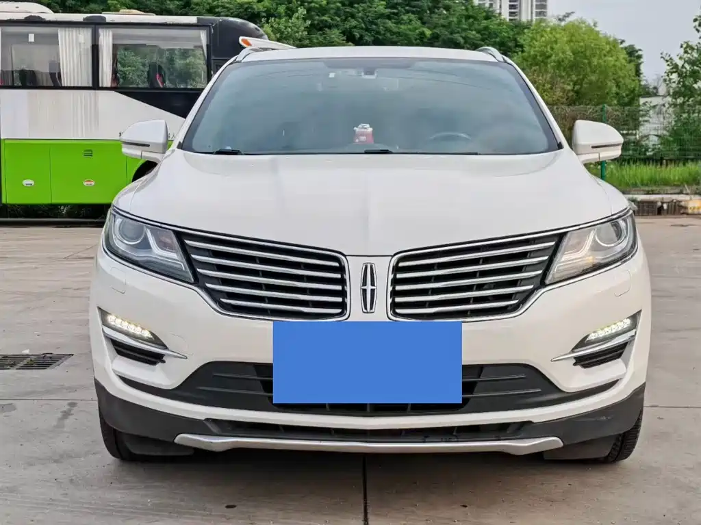 Lincoln MKC 2017 — фото 2