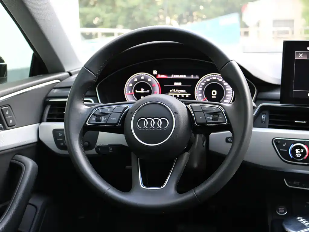 Audi A5 2021 — фото 10