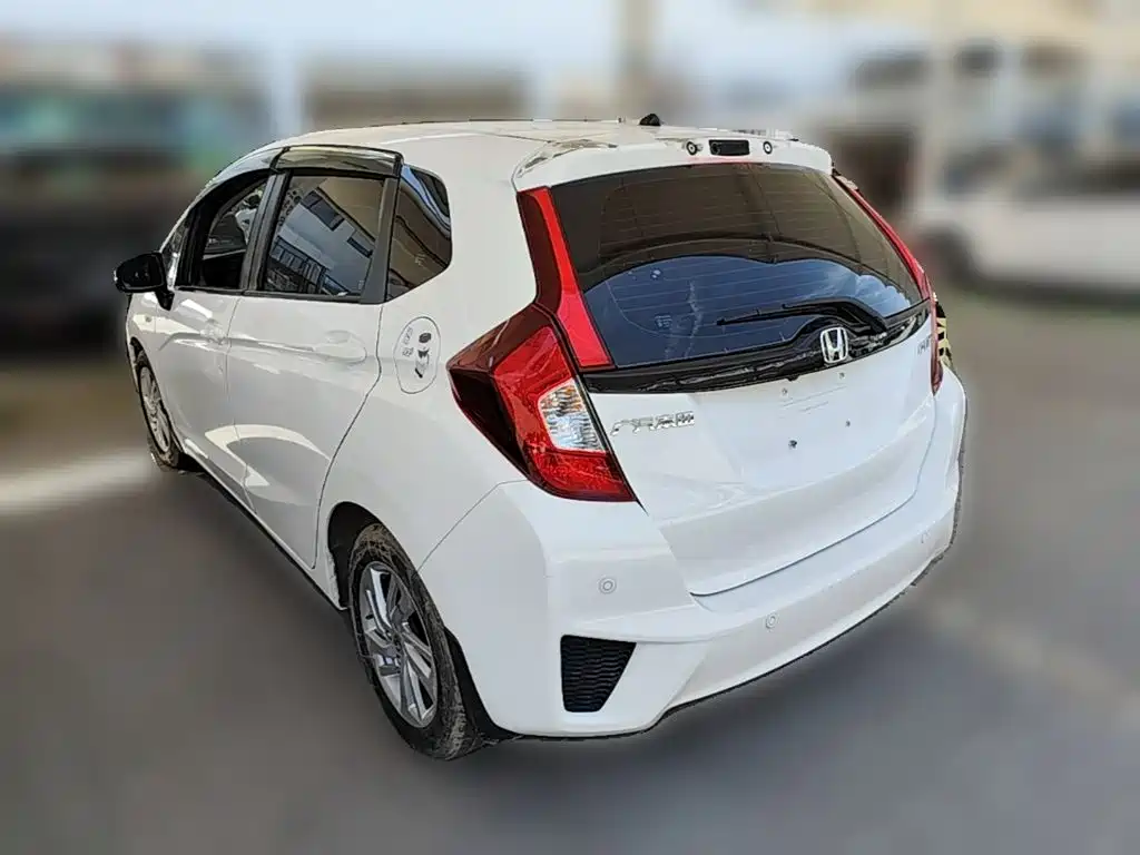 Honda Fit 2017 — фото 9