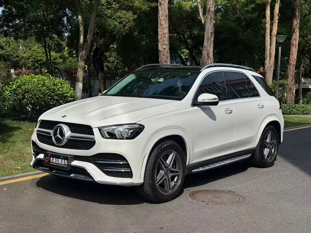 Mercedes-Benz GLE 2020 — фото 1