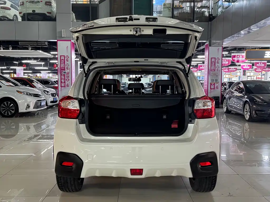 Subaru XV 2013 — фото 10
