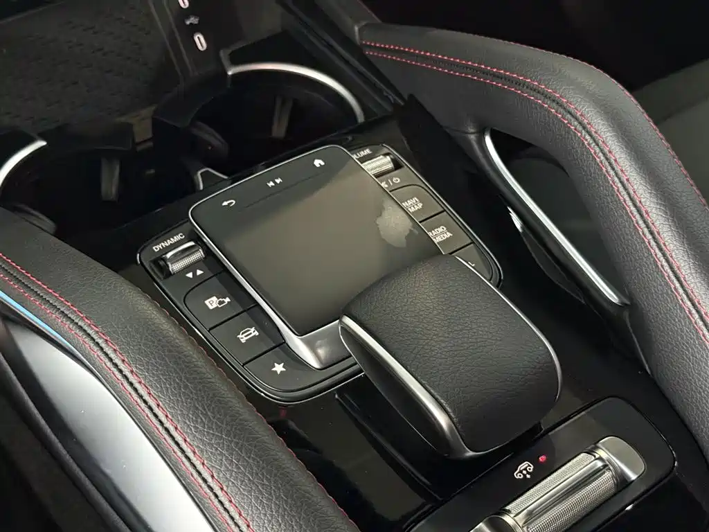 Mercedes-Benz GLE AMG 2025 — фото 14