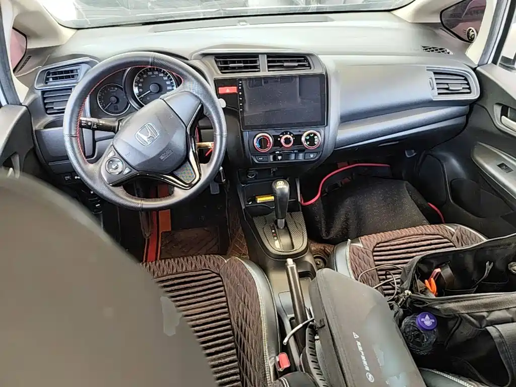 Honda Fit 2017 — фото 16