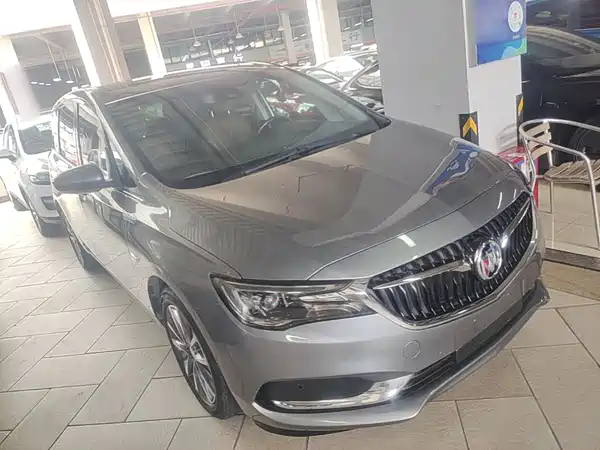Buick GL6 2018
