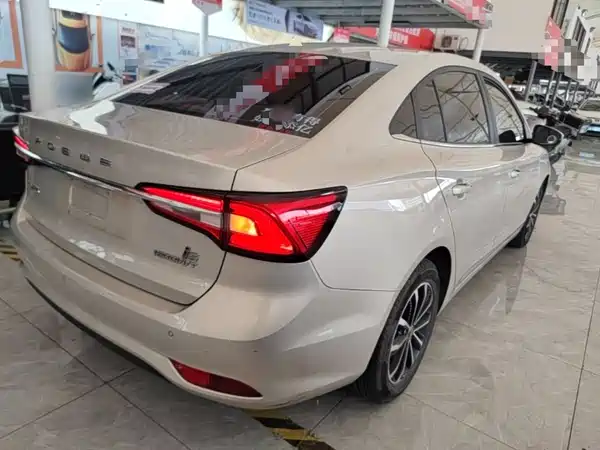 Roewe i5 2021