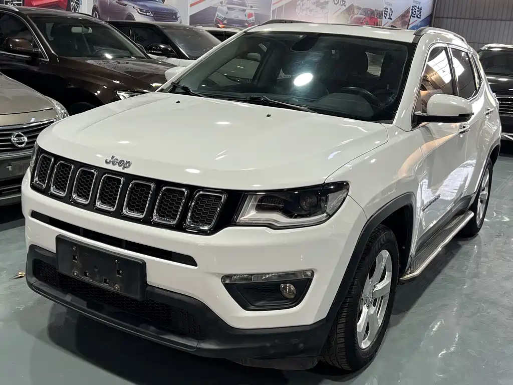 Jeep Compass 2017 — фото 1