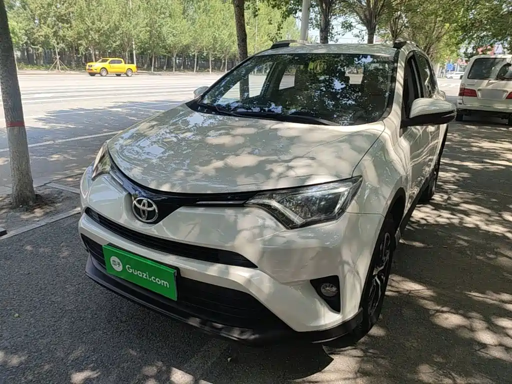 Toyota RAV4 2017