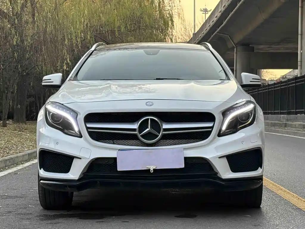 Mercedes-Benz GLA 2016 — фото 2