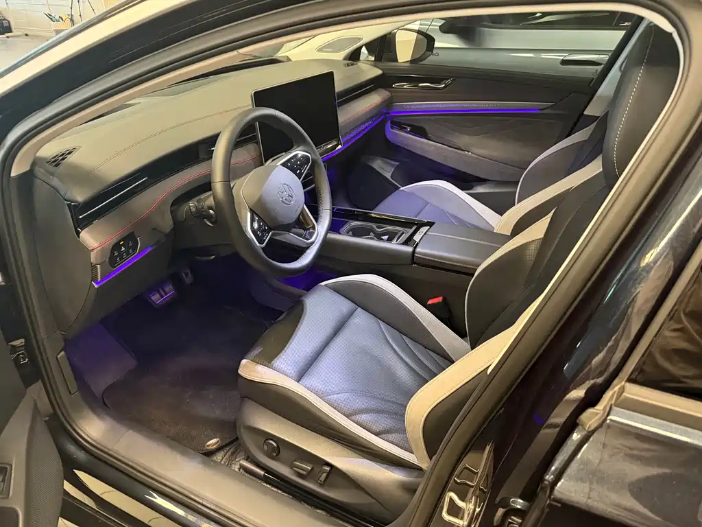 Volkswagen ID.7 VIZZION 2025