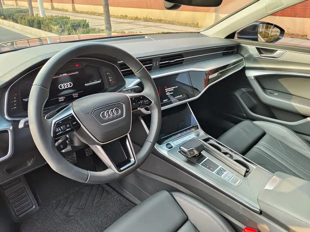 Audi A7 2023 — фото 26