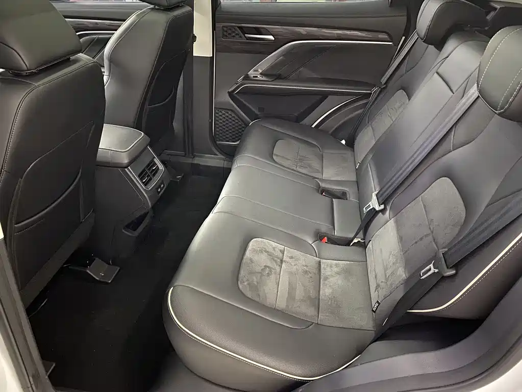 Haval H6 2023 — фото 15