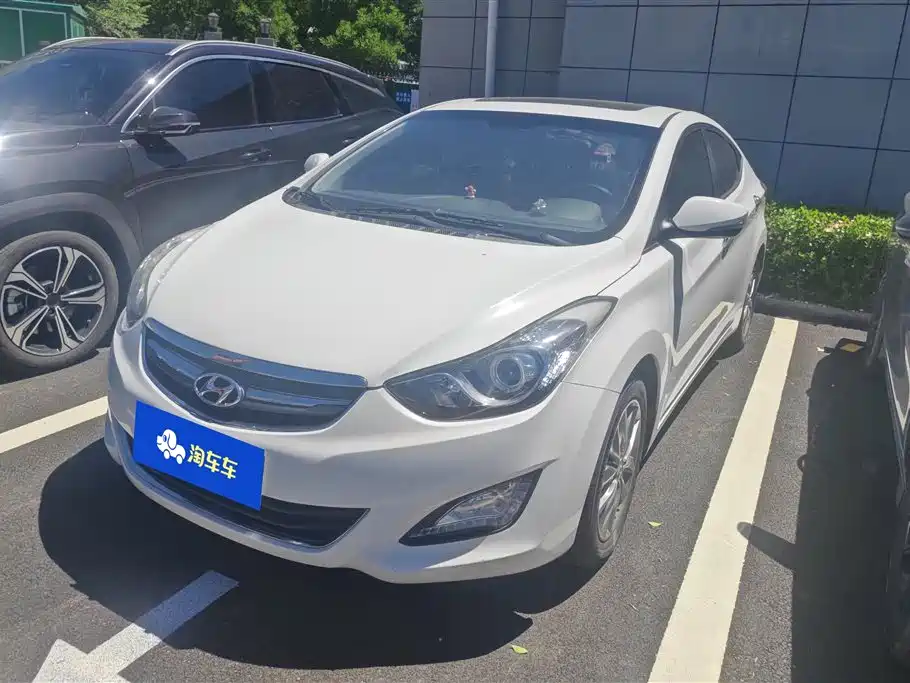 Hyundai Elantra Langdong 2015 — фото 1