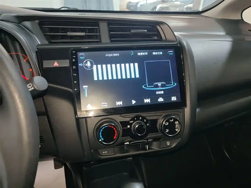 Honda Fit 2018 — фото 13