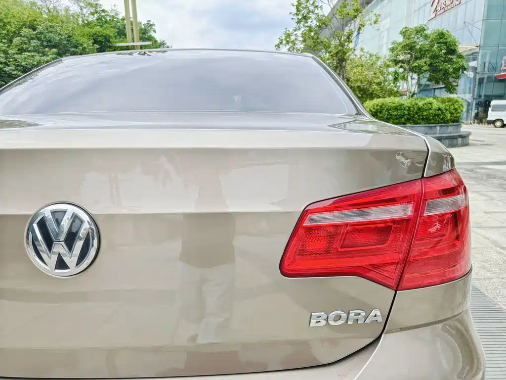Volkswagen Bora 2015 — фото 10