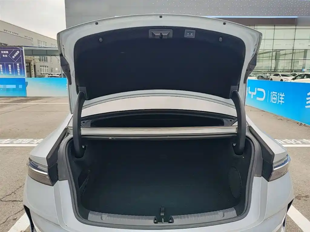 BYD Seal 2024 — фото 19
