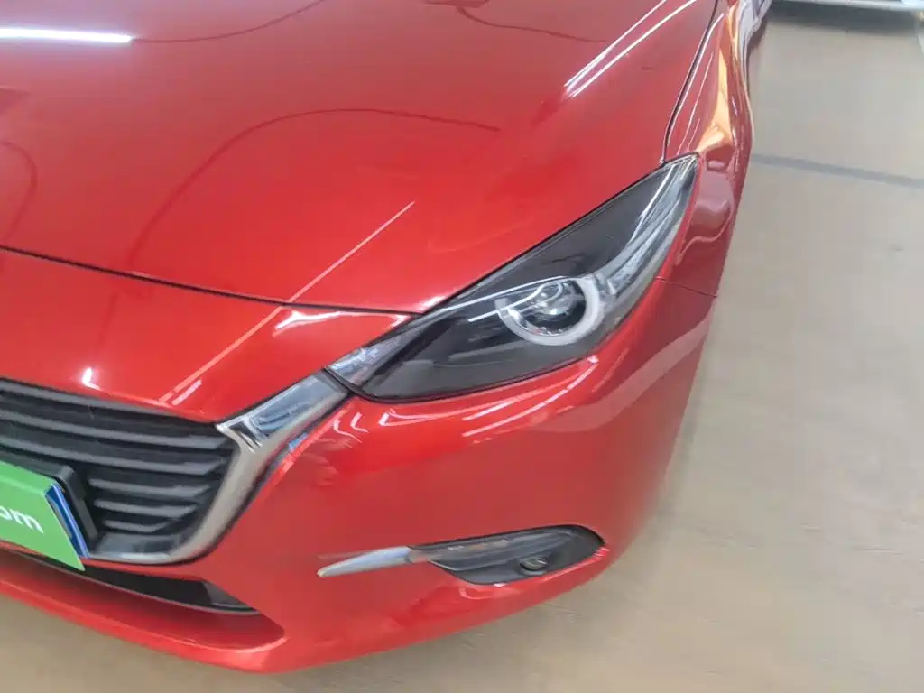 Mazda 3 Axela 2019 — фото 24