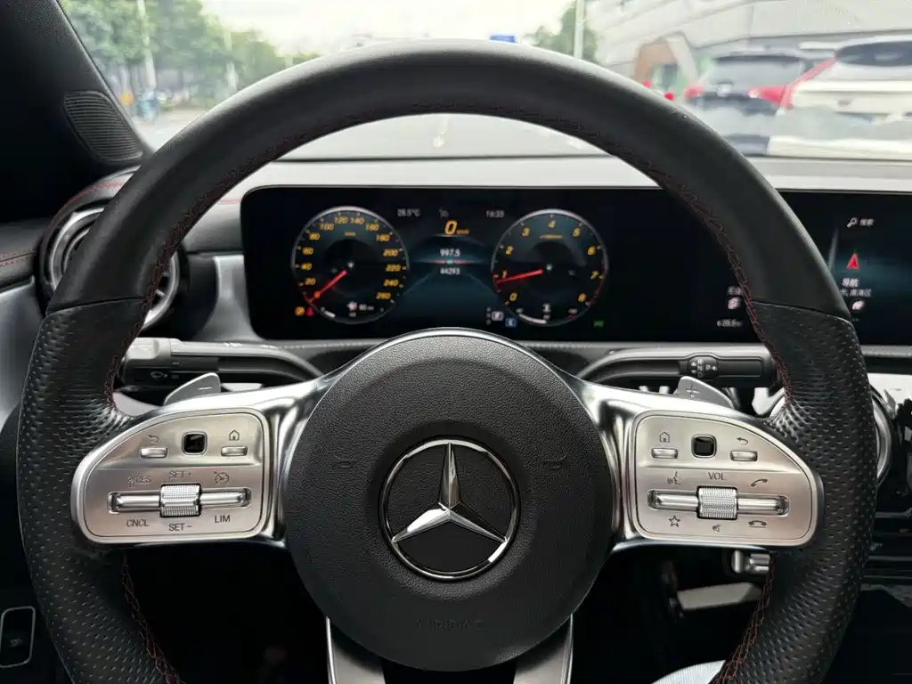 Mercedes-Benz CLA 2021 — фото 24