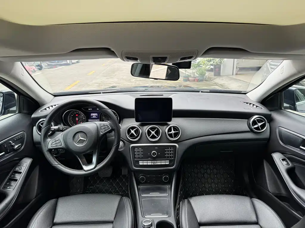 Mercedes-Benz GLA 2019 — фото 12