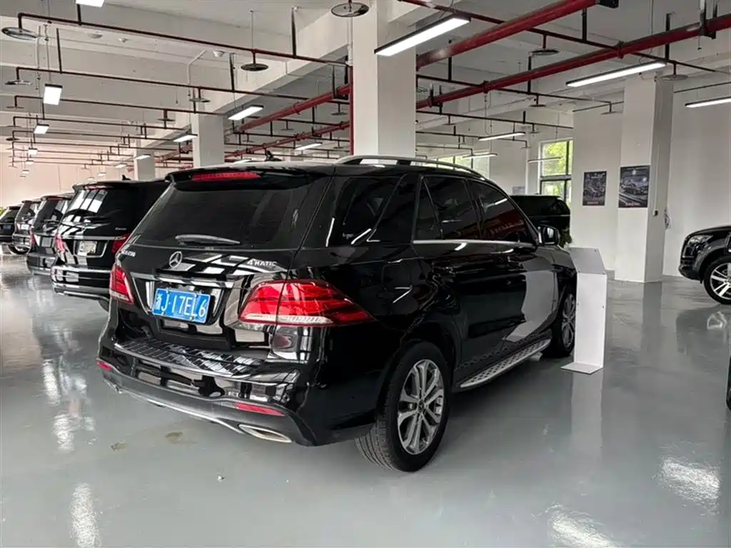 Mercedes-Benz GLE 2016 — фото 3