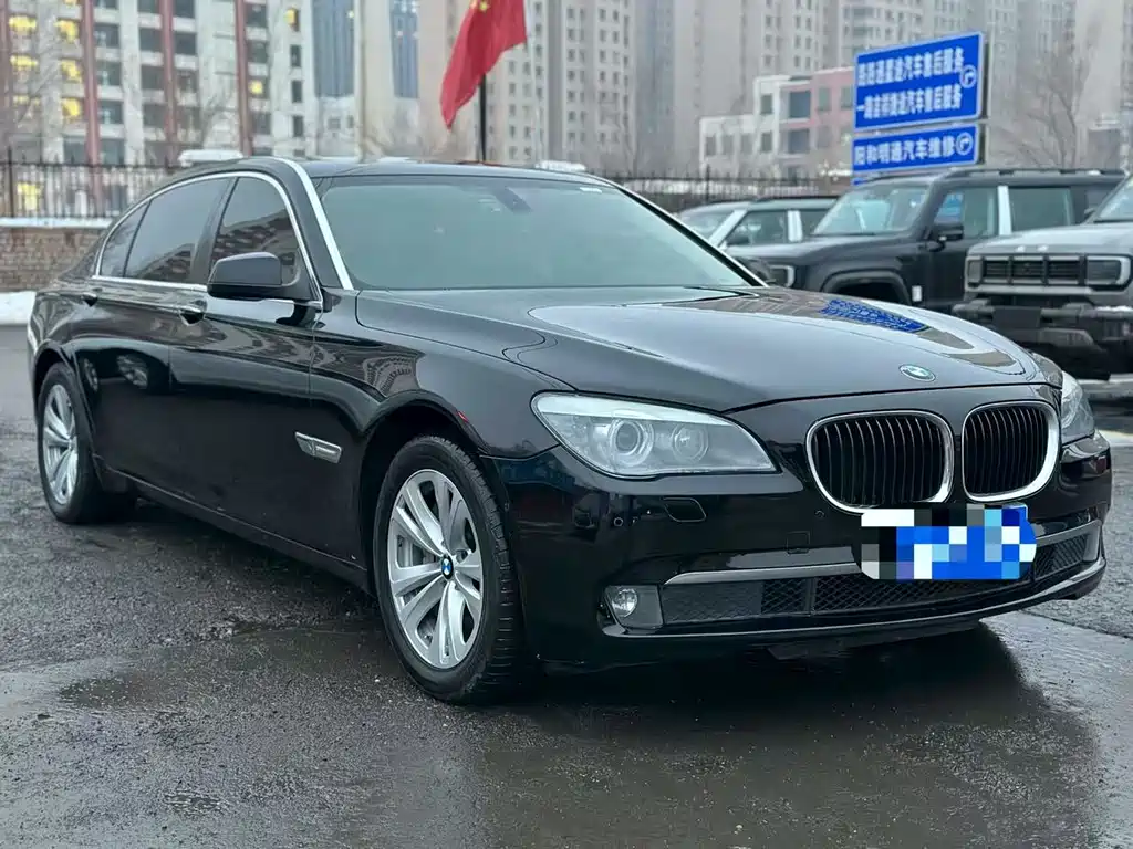 BMW 7 Series 2013 — фото 3