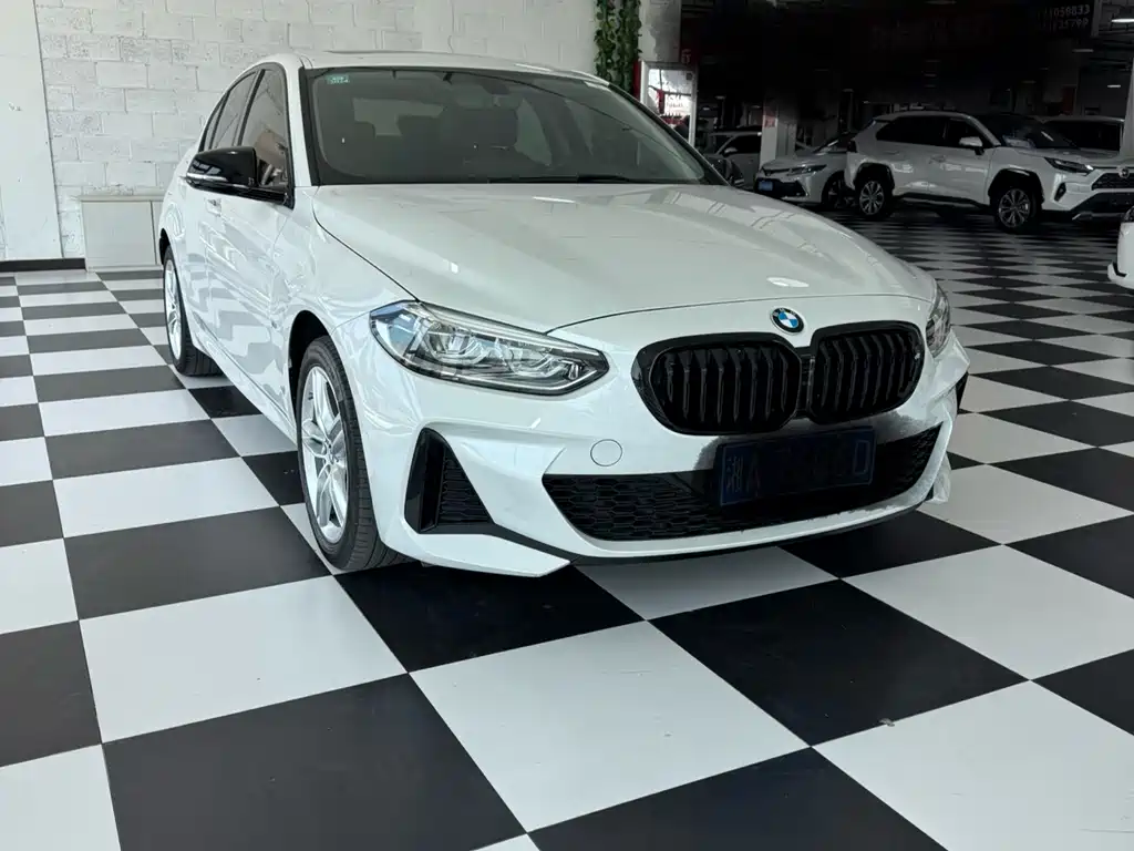 BMW 1 Series 2022