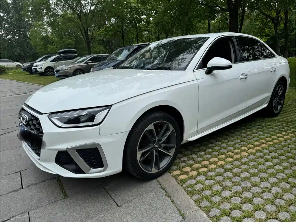 Audi A4L 2023