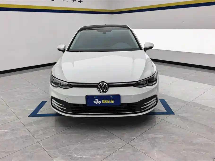 Volkswagen Golf 2021