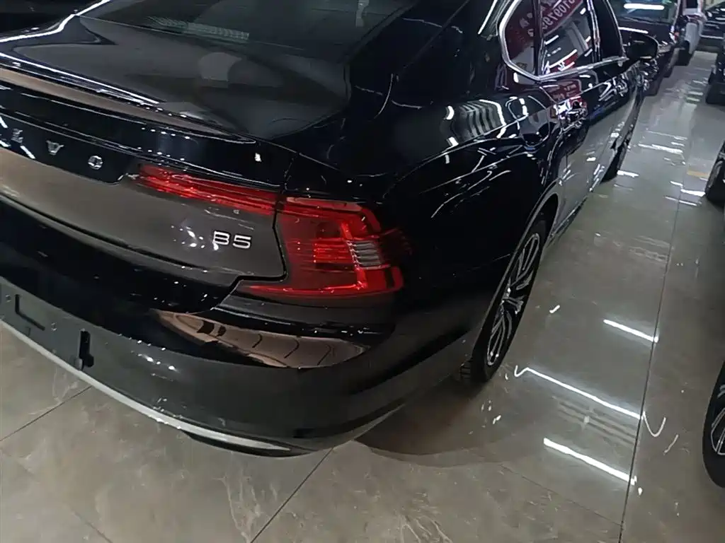 Volvo S90 2021 — фото 8