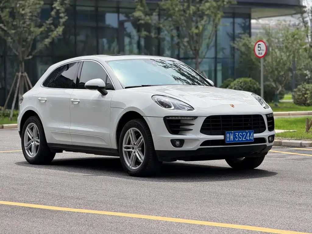 Porsche Macan 2017 — фото 3