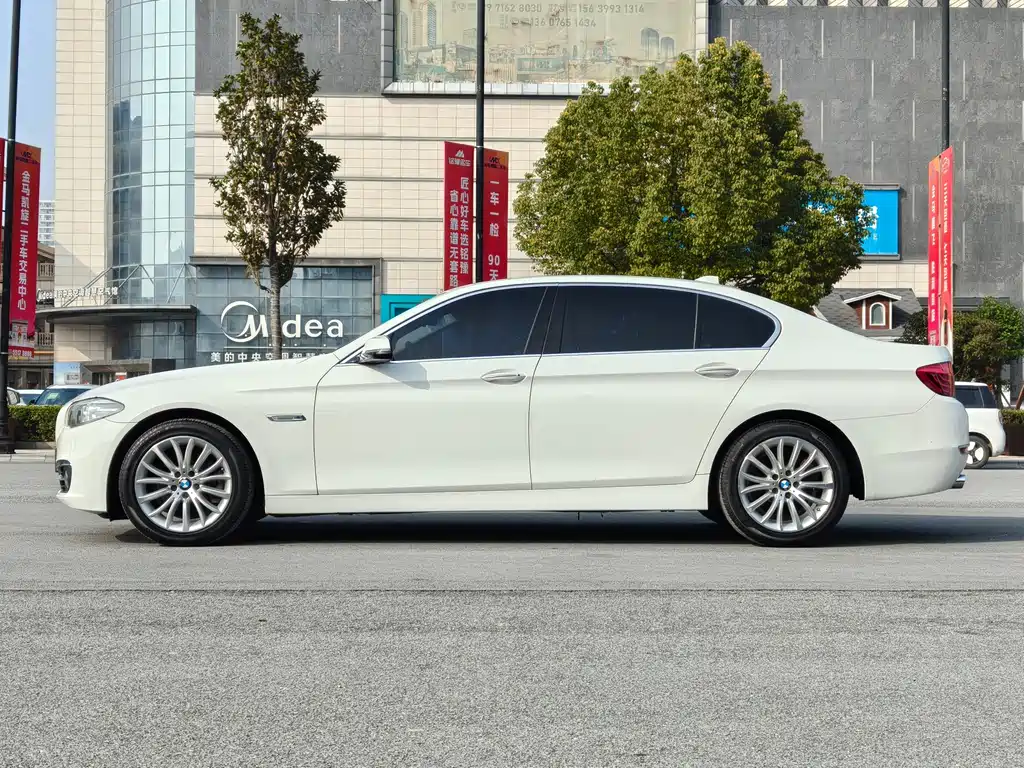 BMW 5 Series 2015