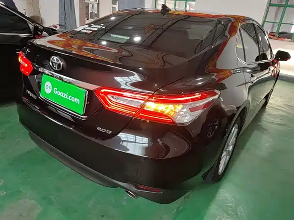 Toyota Camry 2021